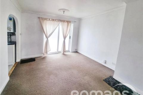 3 bedroom end of terrace house for sale, Carstairs Avenue, Swindon, Wiltshire