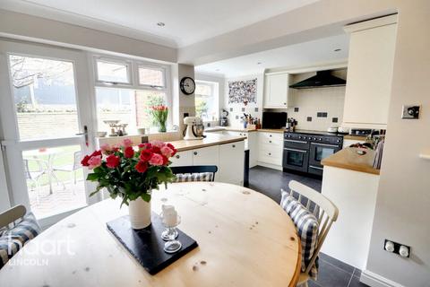 4 bedroom detached house for sale, Martin Close, Heighington