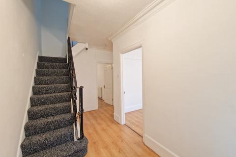 3 bedroom semi-detached house to rent, Grange Road, Gravesend, Kent, DA11 0EU