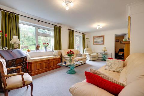 4 bedroom detached house for sale, Rotherfield Way, Emmer Green