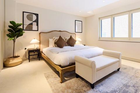 5 bedroom semi-detached house to rent, Charlbert Street, St John's Wood, London, NW8