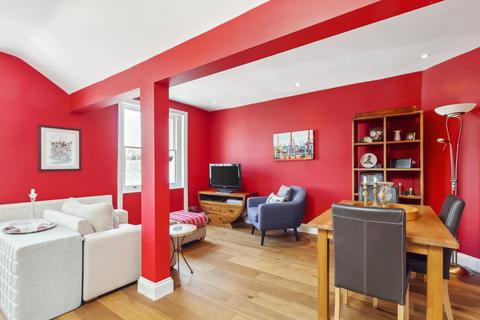 2 bedroom flat for sale, Devonshire Terrace, London, W2