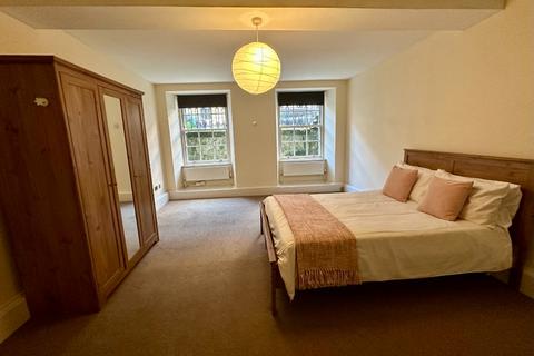 3 bedroom flat to rent, West Princes Street, Woodlands, Glasgow, G4