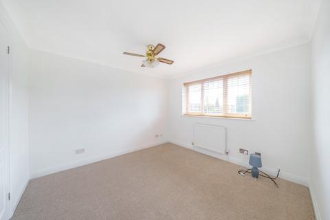 1a Byron Road, Addlestone, KT15 2SJ