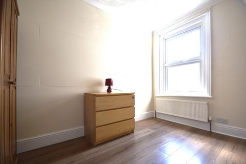 1 bedroom ground floor maisonette to rent, Scinde Crescent, Shanklin PO37