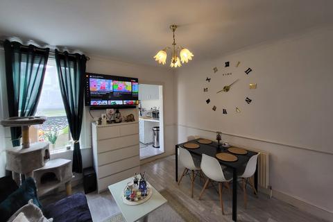 23 Butlin Road, Luton, LU1 1LB