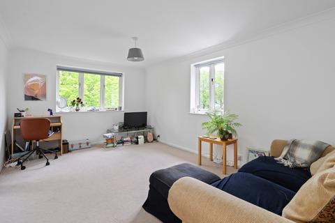 1 bedroom maisonette for sale, Heathbridge, Weybridge, Surrey, KT13 0UN