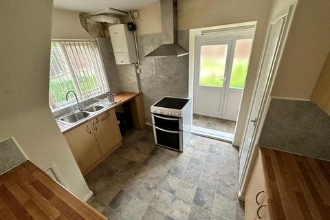 3 bedroom semi-detached house to rent, Arnold, Nottingham NG5
