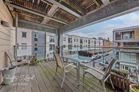 2 bedroom apartment for sale, Axis Court, Chambers Street, SE16
