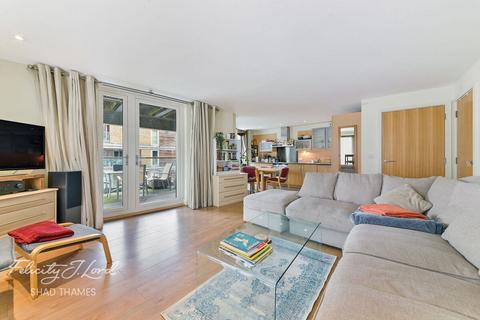 2 bedroom apartment for sale, Axis Court, Chambers Street, SE16