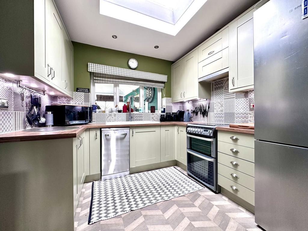 Kitchen 1