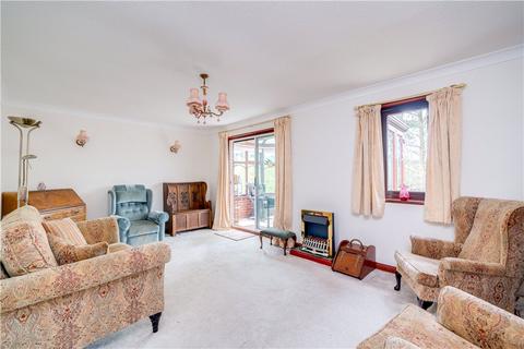 2 bedroom bungalow for sale, Laverton Gardens, Harrogate, HG3