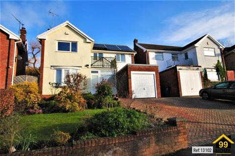 3 bedroom detached house to rent, Woolaston Avenue, Cardiff, CF23