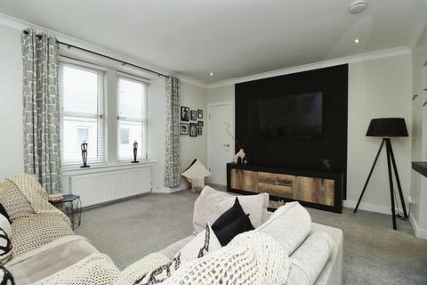 2 bedroom flat for sale, Alexandra Street, Kirkcaldy, KY1