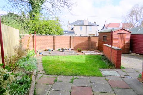 3 bedroom end of terrace house for sale, Crichton Drive, Grangemouth FK3