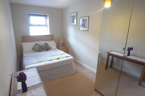 2 bedroom flat to rent, Rialto Court, Rodley, Leeds, West Yorkshire, UK, LS13