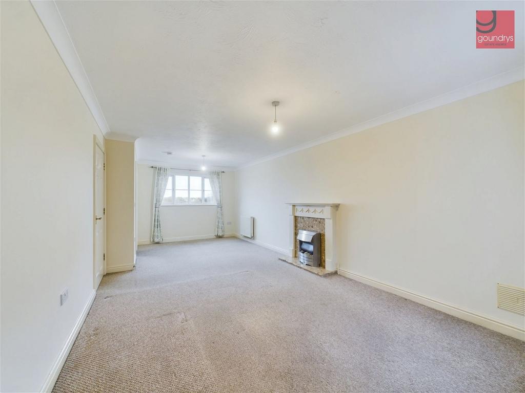 Kel Avon Close, Truro 5 bed detached house £1,500 pcm (£346 pw)