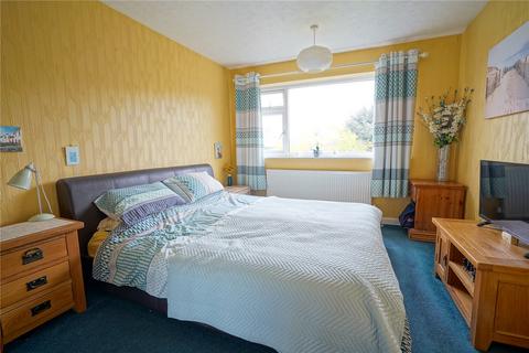 5 Hill Close, Rotherham, S65 3JE