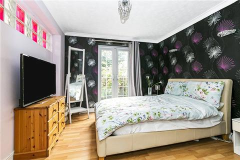 3 bedroom house for sale, Montford Road, Sunbury-on-Thames, Surrey, TW16