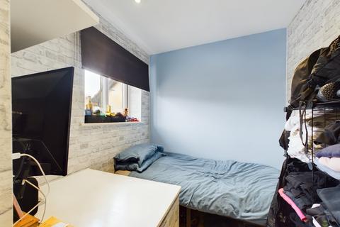 40 Selkirk Drive, Erith, DA8 3QR