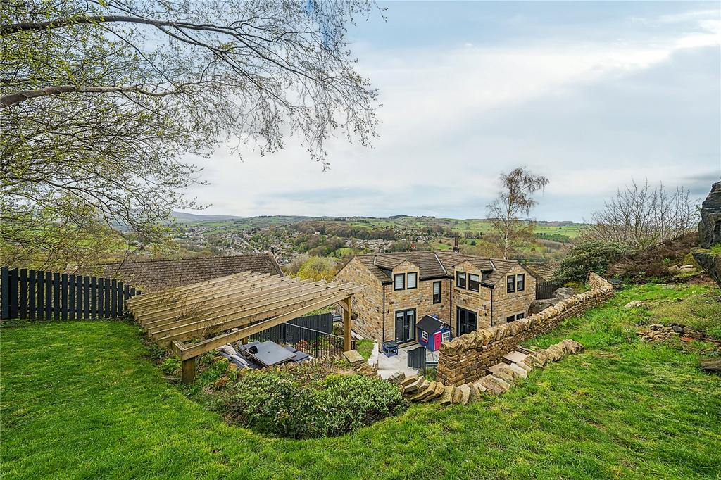 Cliff Road, Holmfirth, West Yorkshire, HD9 4 bed detached house for