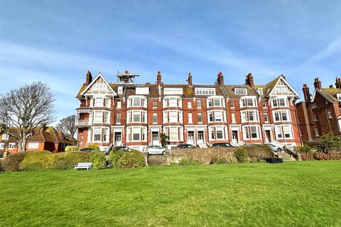 2 bedroom apartment for sale, Chatsworth Gardens, Meads, Eastbourne, East Sussex, BN20