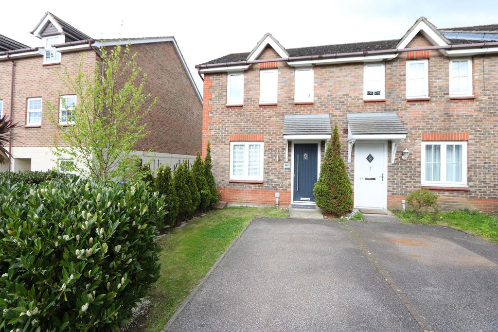 Carew Close, Chafford Hundred 2 bed end of terrace house for sale £380,000