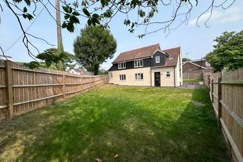 4 bedroom detached house for sale, Howfield Lane, Chartham Hatch, Canterbury, Kent, CT4