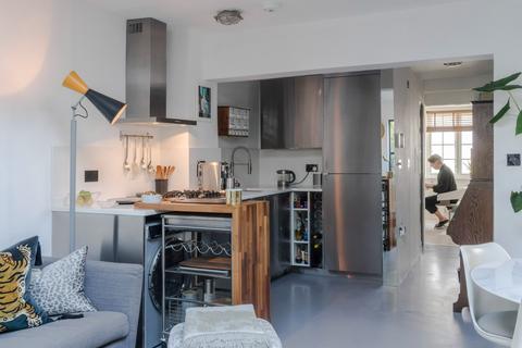 1 bedroom apartment for sale, Dawson Street, London, E2