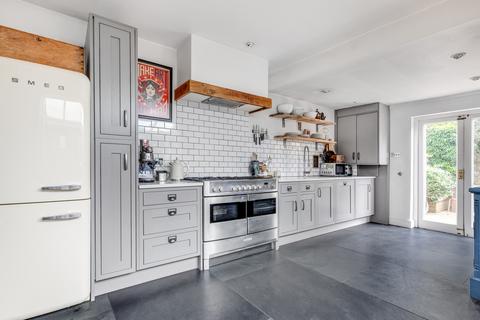 63 Windsor Road, Richmond, TW9 2EJ