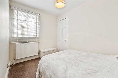 9 Holly Tree Road, Caterham, CR3 5ST