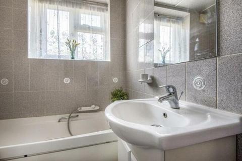 47 Pendrell Street, London, SE18 2PH