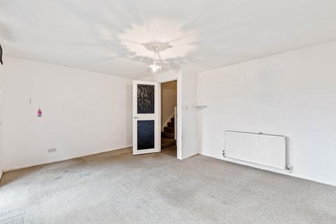 2 Vivienne Close, Crawley, RH11 7US