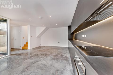 3 bedroom semi-detached house to rent, Brighton Mews, Cromwell Street, Brighton, East Sussex, BN2