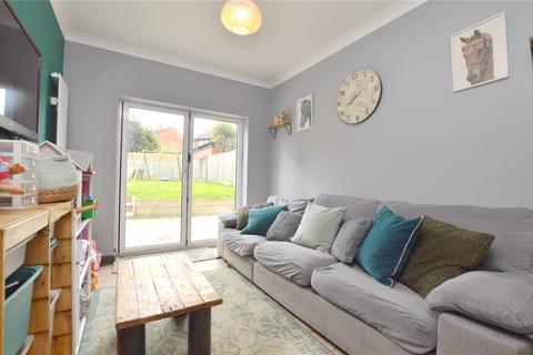 3 bedroom semi-detached house for sale, Farfield Avenue, Farsley, Pudsey, West Yorkshire