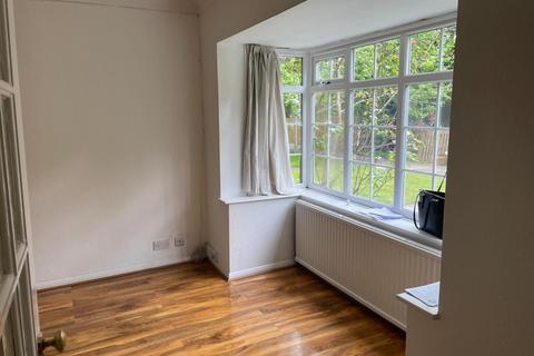 undefined, Leeds LS6