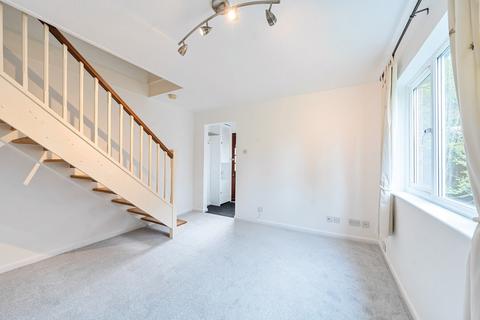 1 bedroom terraced house to rent, Wrecclesham, Farnham GU10