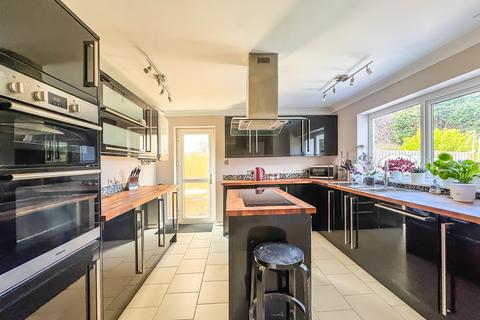 4 bedroom semi-detached house for sale, Mill Road Lode