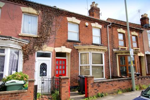 2 bedroom terraced house for sale, Close to City centre