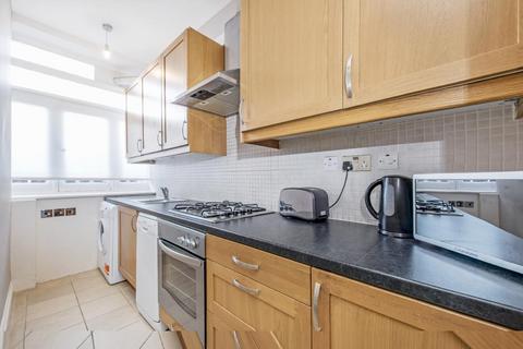 2 bedroom flat for sale, Grove End Road, St John's Wood