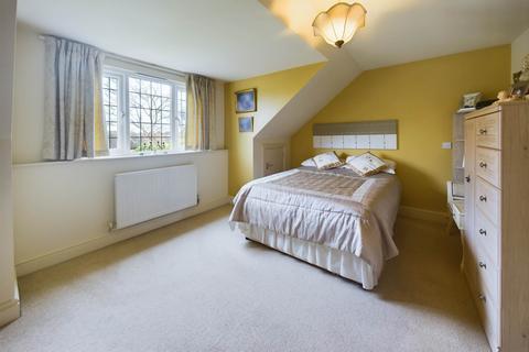 1a Stonelea Road, Hemel Hempstead, HP3 9JY