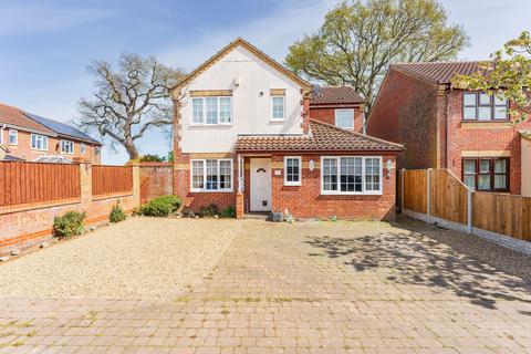 31 Ashtree Gardens, Carlton Colville, Lowestoft, NR33 8SR