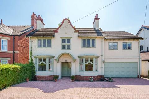6 bedroom detached house for sale, 52 Ruthin Road, Mold CH7