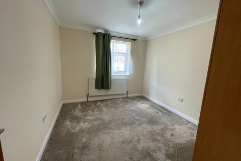 2 bedroom flat to rent, Barley Lane,  Ilford, IG3