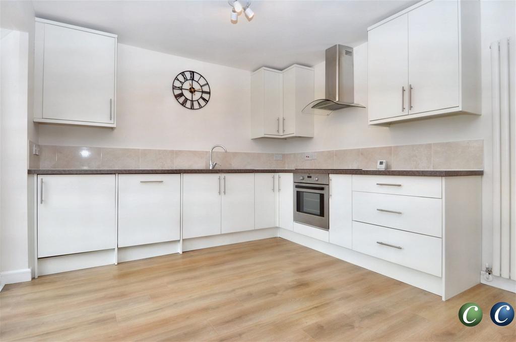 Vicarage Lane, Bednall, Stafford, ST17 0SE 2 bed detached bungalow for