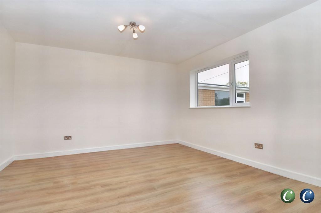 Vicarage Lane, Bednall, Stafford, ST17 0SE 2 bed detached bungalow for