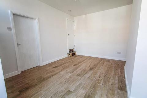 2 bedroom house to rent, Conway View, Leeds, West Yorkshire, UK, LS8