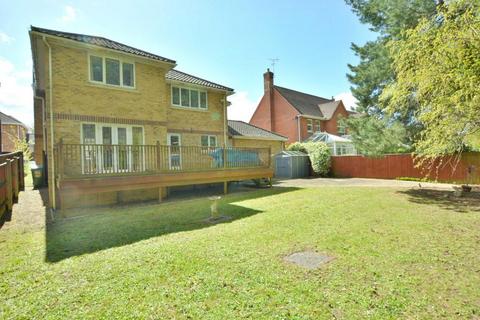 4 bedroom detached house for sale, Portmore Close, Broadstone, Dorset, BH18 8BZ