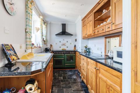 3 bedroom semi-detached house for sale, Hunts Pond Road, Park Gate, Southampton, Hampshire, SO31