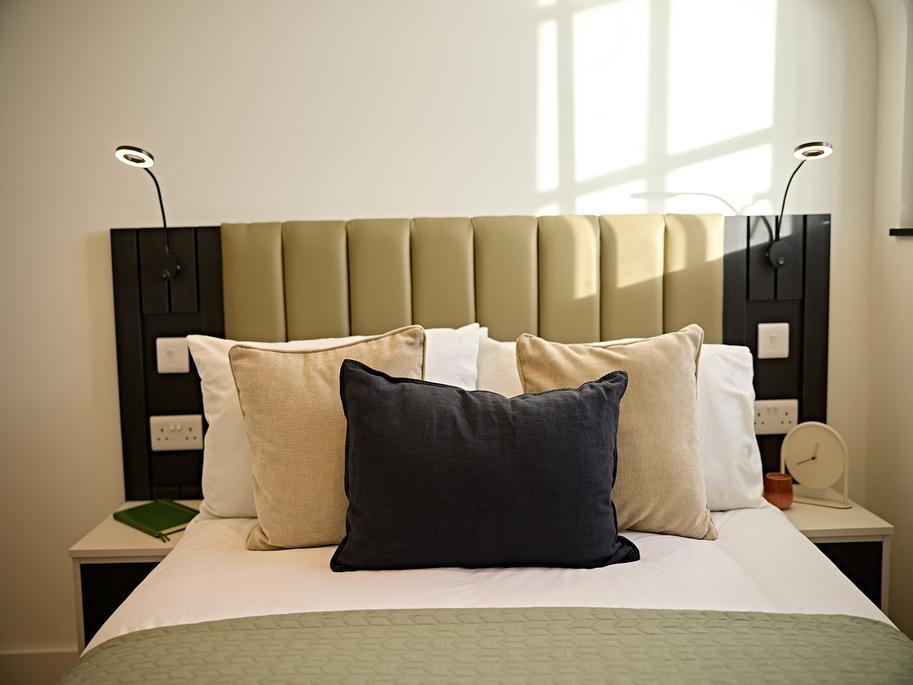 Apartment in Leeds - View 3
